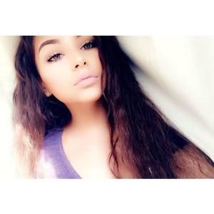 Meet your Posher, Abby